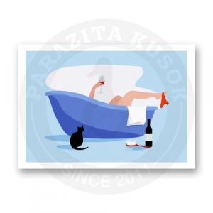 Открытка Девушка отдыхает в ванной с вином