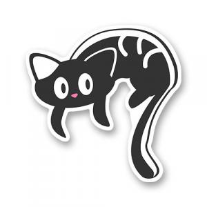 Черный кот в костюме скелета