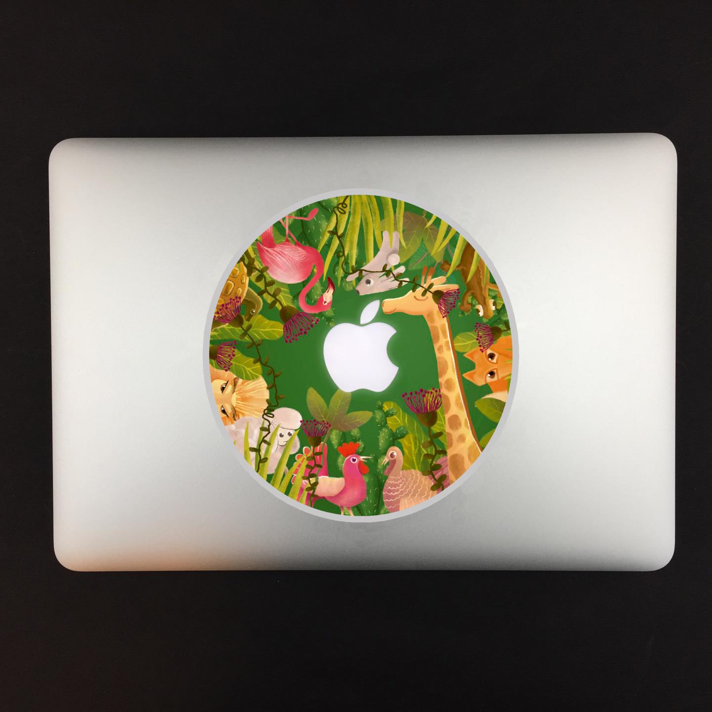 Наклейка на MacBook &laquo;Животные в Джунглях&raquo;