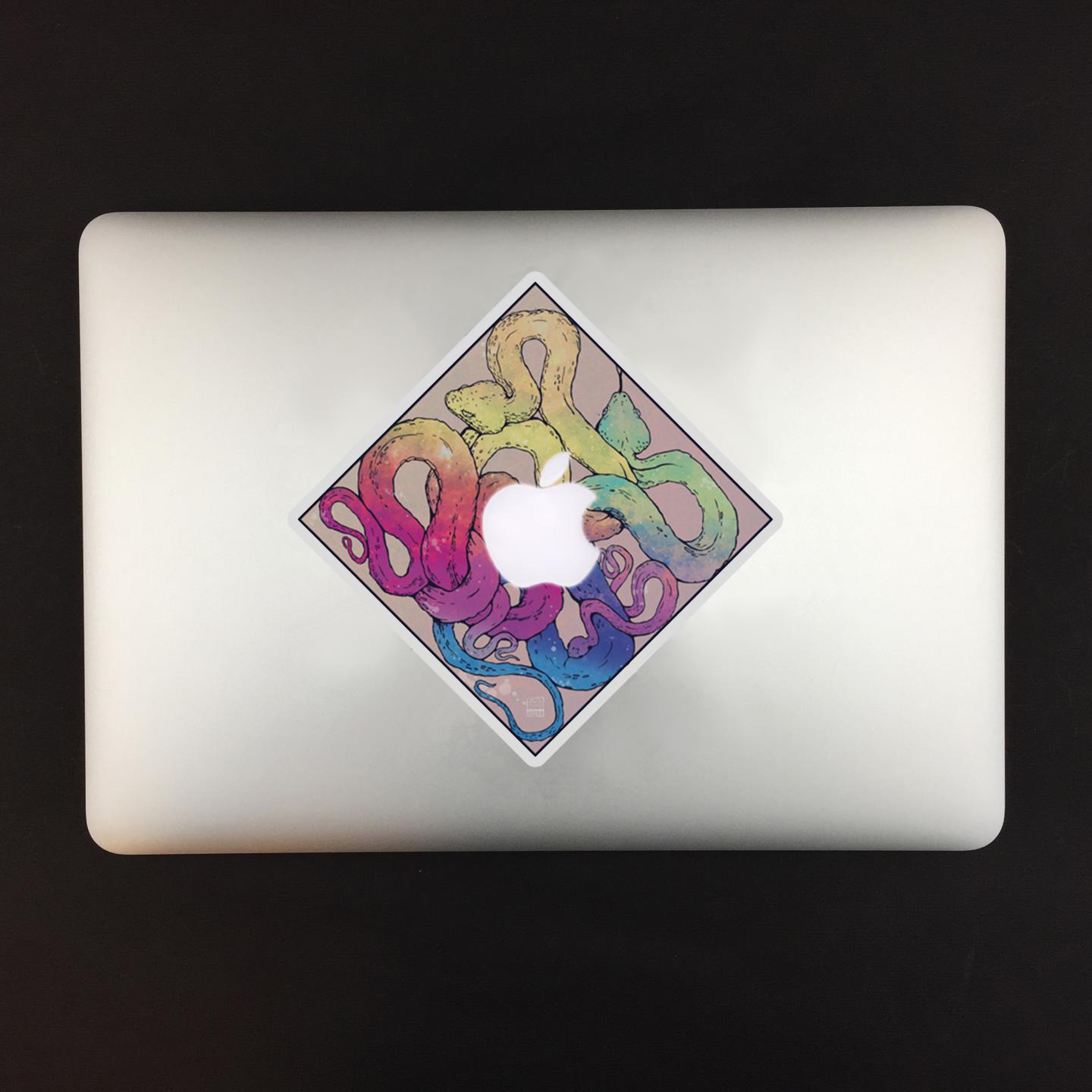 Наклейка на MacBook &laquo;Космические кислотные змеи&raquo;